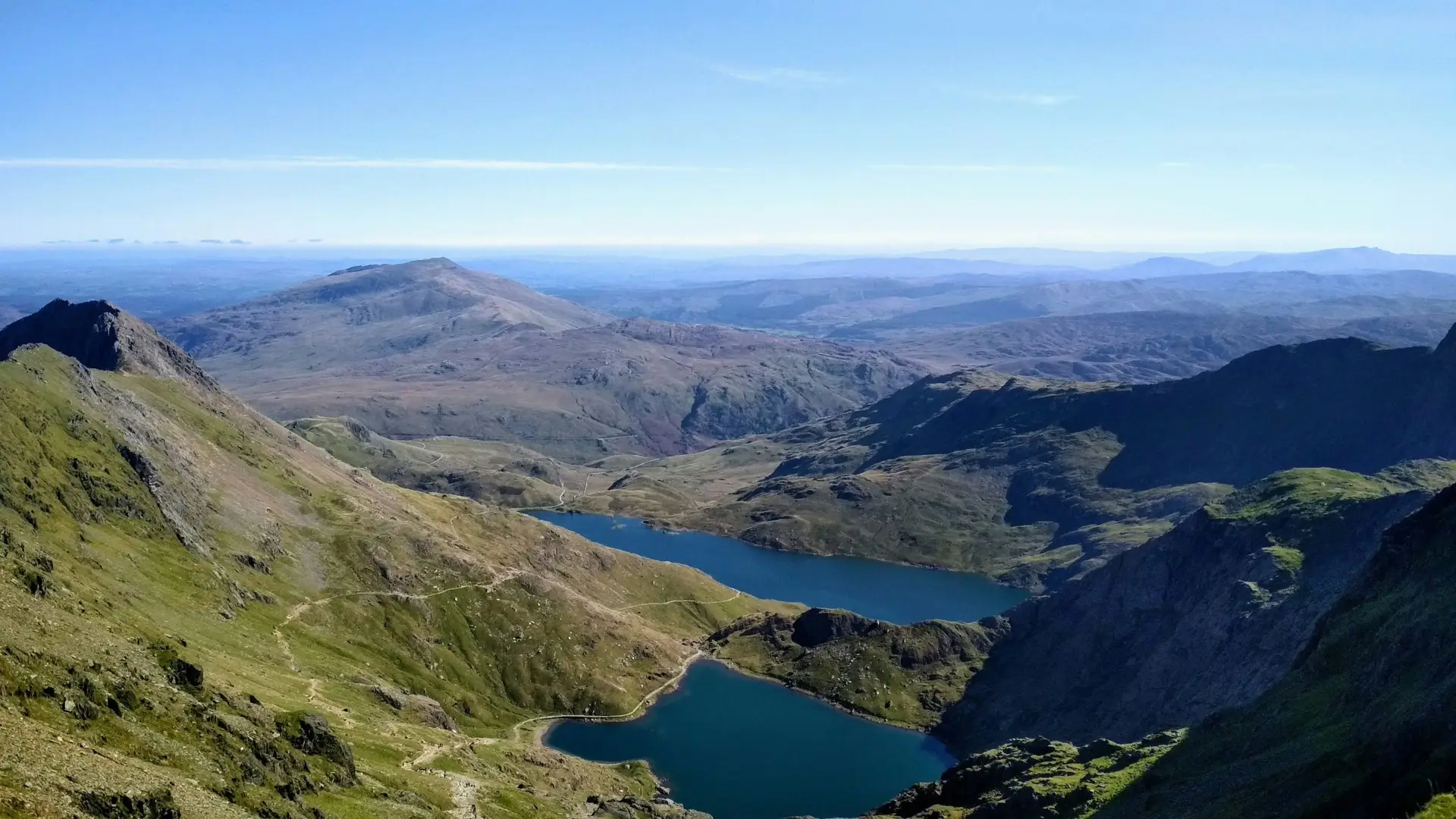 Snowdon Climb Photo by Amit Jagnade on Unsplash